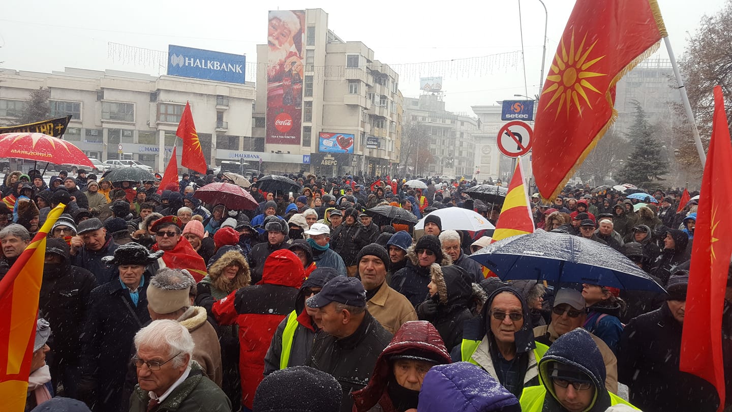 Измеќарот Заев опиен од власт и профит не може да разбере што значи сплотеност за национален интерес