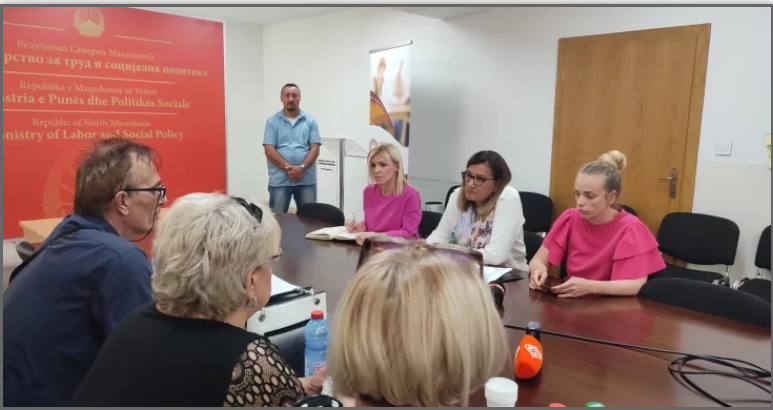 Единствена Македонија до министерката за труд: Не филозофирај со политички флоскули туку реши ги праведните барања на пензионерите